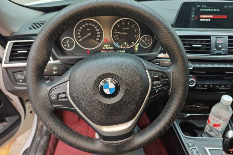 Used BMW 3 Series GT 2019 320i Sport Edition Steering Wheel