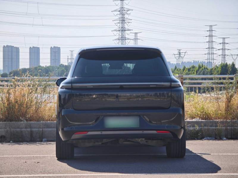 Used Li Auto L8 2023 Air model — 30