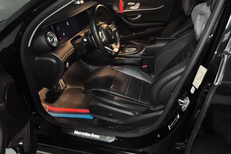 Used Mercedes-Benz E-Class 2019 Restyled E 300 L Sport Luxury Edition Left Front Seat