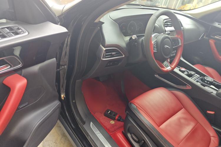 Used Jaguar F-PACE 2016 2.0T Two-Wheel-Drive R-Sport Sport Edition