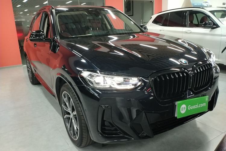 Used BMW X3 2023 Restyled xDrive30i Leading Edition M Night Sky Package Front Right 45 Deg