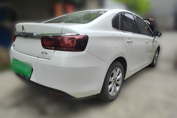 Used Citroen C4 Sega 2018 1.6L Manual Comfort Model
