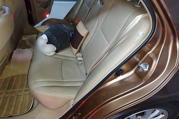 Used BYD G6 2013 1.5TI Manual Luxury Model Left Rear Seat