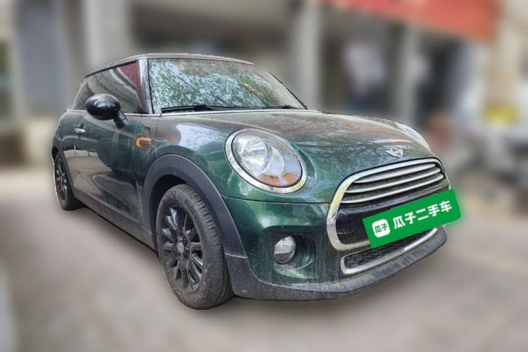 Used MINI 2016 1.5T COOPER Front Right 45 Deg