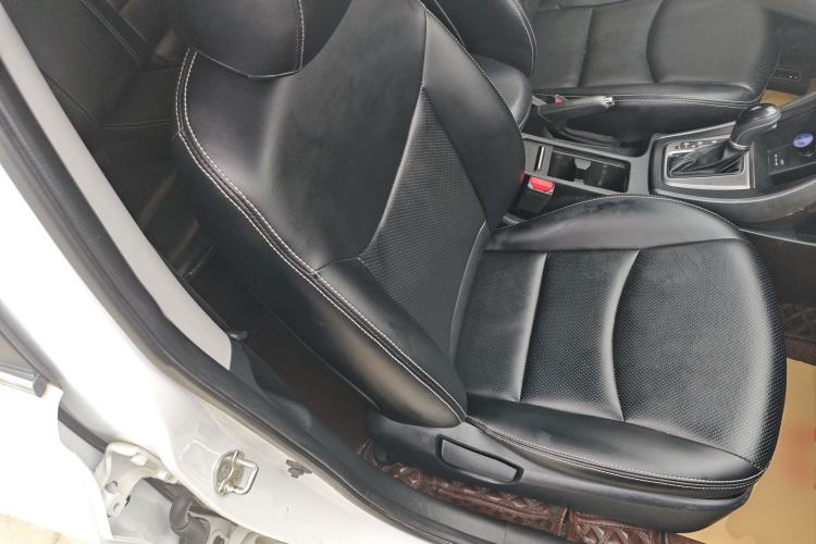 Used Hyundai Elantra (5th Generation / Langdong) 2016 1.6L Automatic Smart Version
