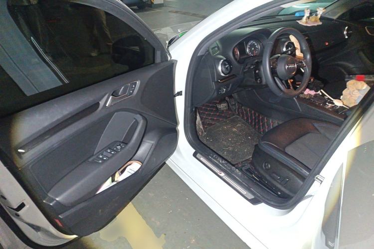 Used Audi A3 2020 Limousine 35 TFSI Fashion Edition China VI Emission Standard