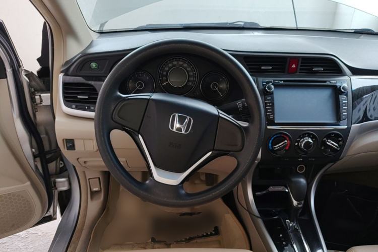 Used Honda Crider 2013 1.8L automatic comfort version