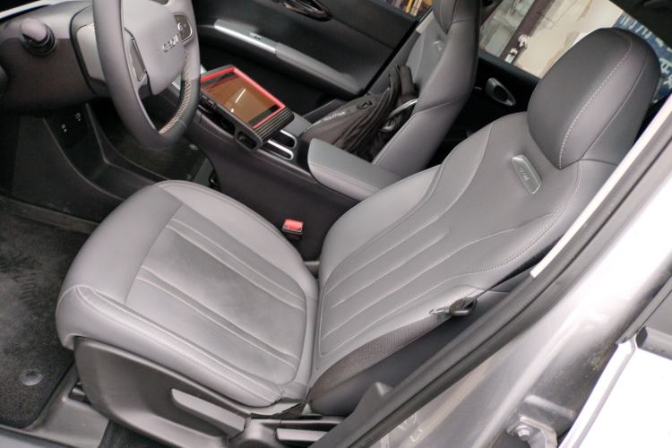 Used Geely Galaxy Geome 2025 310km Youth Edition Left Front Seat