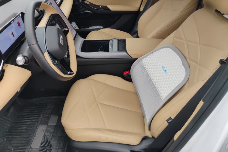 Used Geely Galaxy L6 2023 125km MAX Left Front Seat