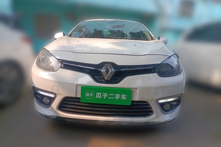 Used Renault Fluence 2015 2.0L Fashion Edition Front