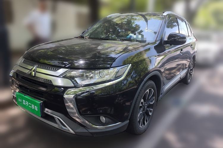 Used Mitsubishi Outlander 2019 2.0L Two-Wheel Drive Comfort Edition 5 Seats China VI Standard