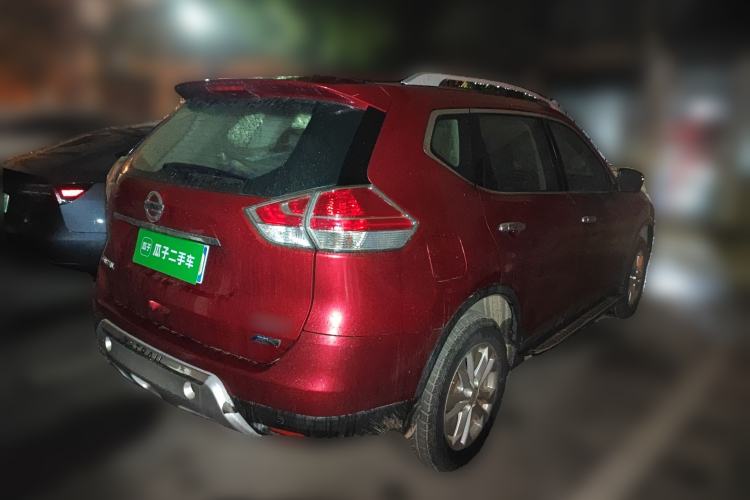 Used Nissan X-Trail 2015 2.0L CVT Comfort MAX Edition 2WD
