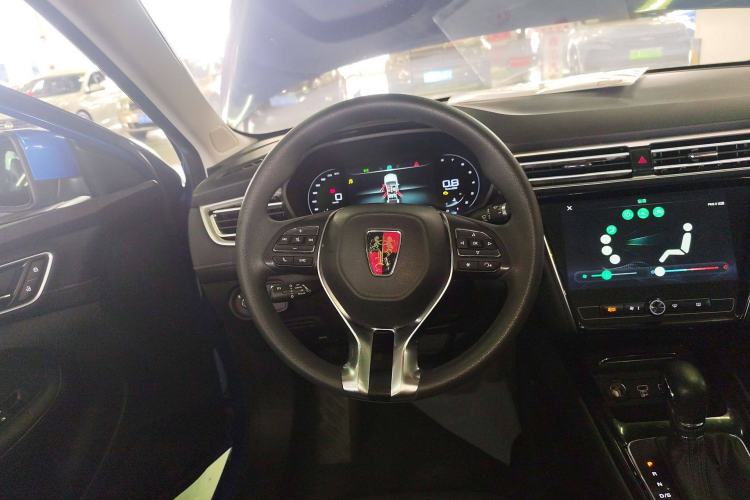 Used Roewe i5 2019 GL 20T Automatic 4G Connected & Ultra-Cool Play Edition