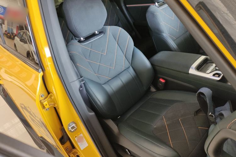 Used Deepal G318 2025 Worry-Free Adventure Edition Four-Wheel Drive Secret Realm Version Right Front Seat