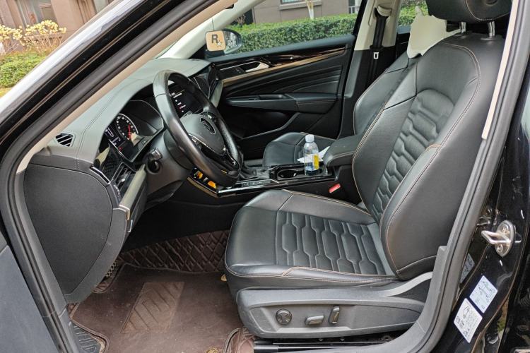 Used Volkswagen Passat 2020 330TSI Elite Edition China VI
