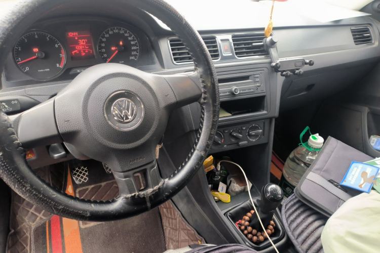 Used Volkswagen Santana 2013 1.6L Manual Fashion Edition Center Console