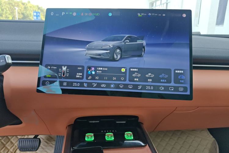 Used Deepal L07 2024 230Max Qiankun Intelligent Driving ADS SE Range-Extended Version