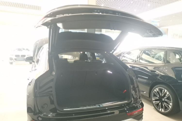 Used Audi Q5L Sportback 2022 40 TFSI Luxury Model
