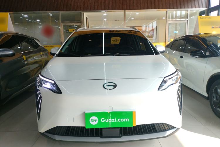 Used AION Y 2024 Younger
