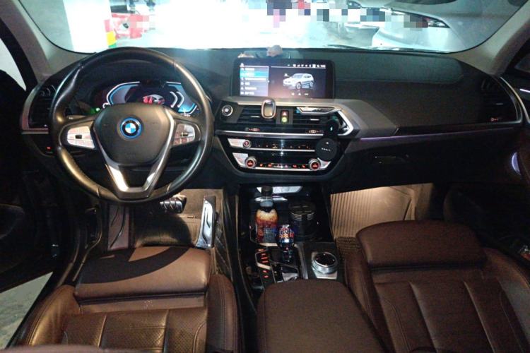 Used BMW iX3 2021 Updated Leading Type Center Console