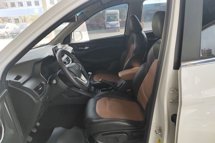 Used Wuling Hongguang S3 2018 1.5L Manual Comfort Model China V Standard Left Front Seat