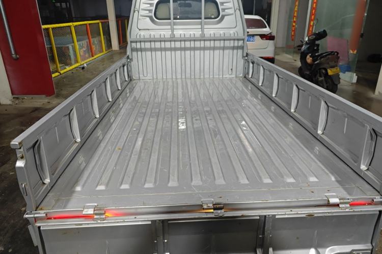 Used Wuling Rongguang Small Truck 2023 1.5L Single-Row LAR
