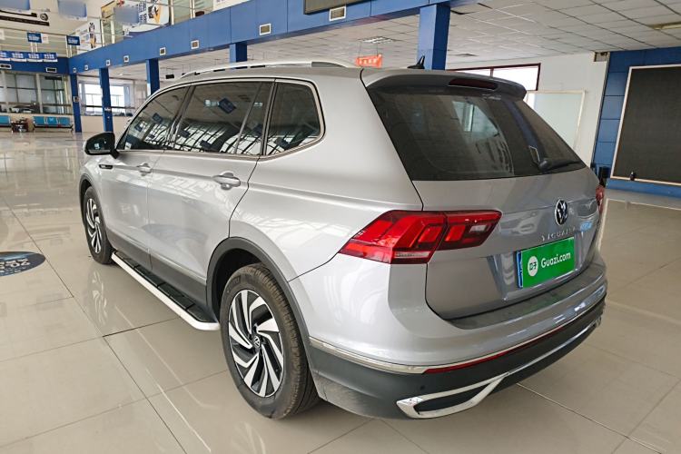 Used Volkswagen Tiguan L 2022 330TSI Automatic Two-Wheel Drive Smart Edition Exterior 2