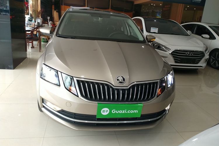 Used Skoda Octavia 2019 1.5L Automatic Luxury Edition