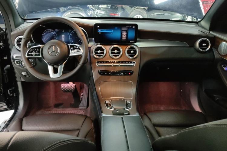 Used Mercedes-Benz GLC 2021 GLC 300 L 4MATIC Dynamic Model
