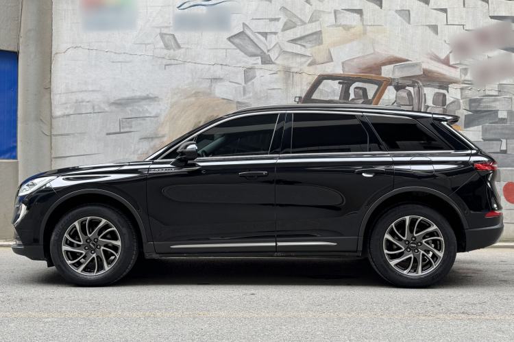 Used Lincoln Corsair 2021 2.0T Two-Wheel-Drive Luxury Edition
