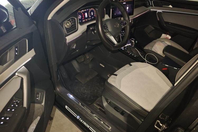 Used Volkswagen Tayron 2023 280TSI Two-Wheel-Drive Luxury Plus Advanced Version
