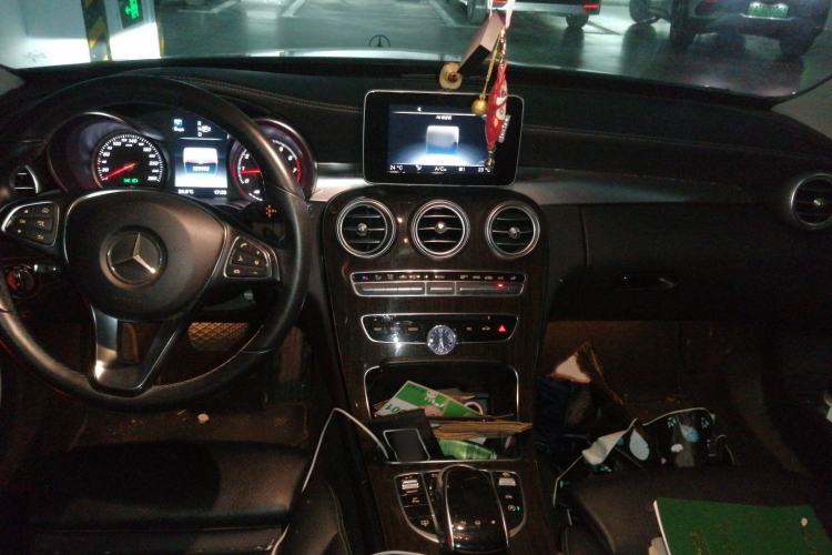 Used Mercedes-Benz C-Class 2015 C 200 L
