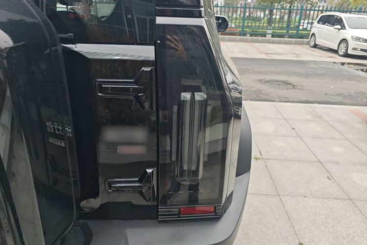 Used JETOUR Traveler 2023 2.0T All-Wheel-Drive CrossPRO Right Rear Taillight