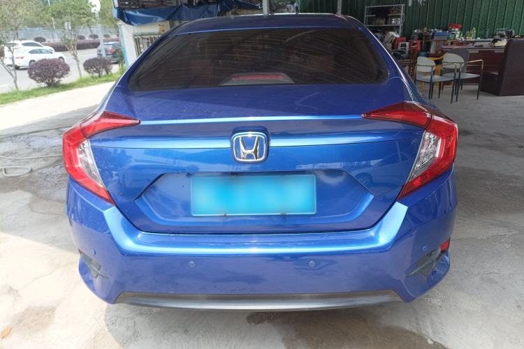 Used Honda Civic 2016 180TURBO CVT Comfort Version
