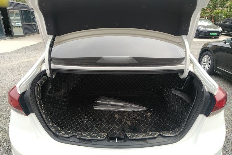 Used Hyundai Elantra (6th Generation / Lingdong) 2016 1.6L Automatic ZhiXuan – Elite Version
