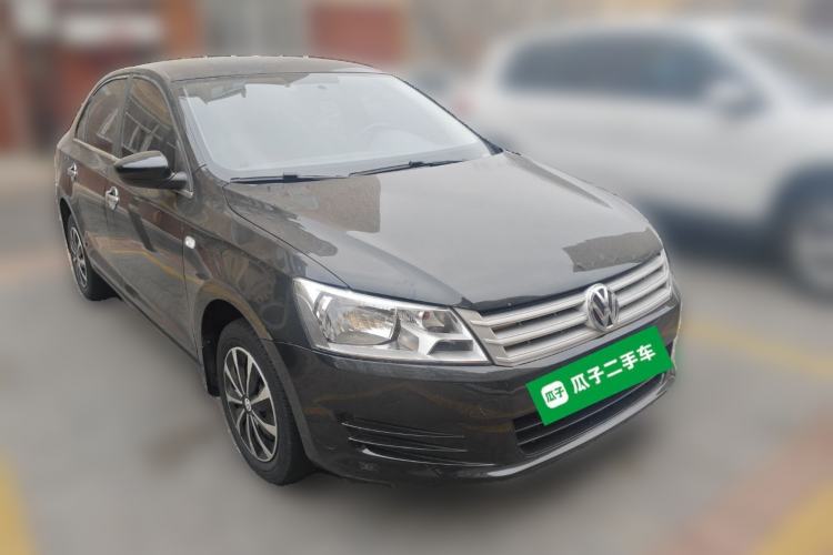 Used Volkswagen Santana 2015 1.6L Manual Fashion Edition Front Right 45 Deg