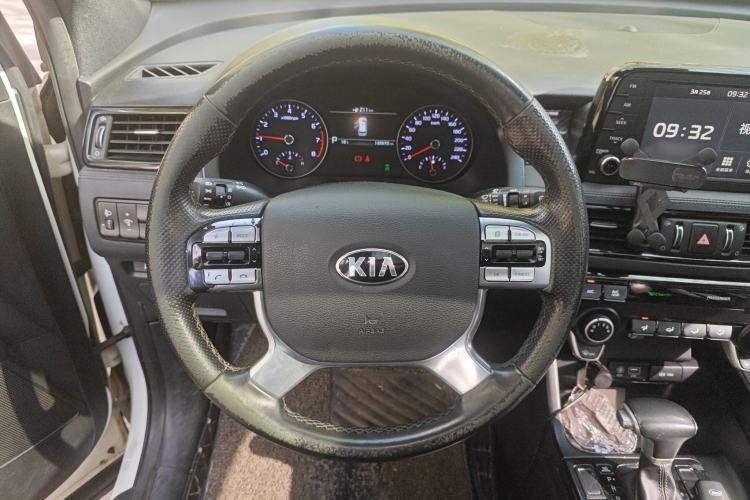 Used Kia KX7 2017 2.0T Automatic 4WD DLX 7-Seater