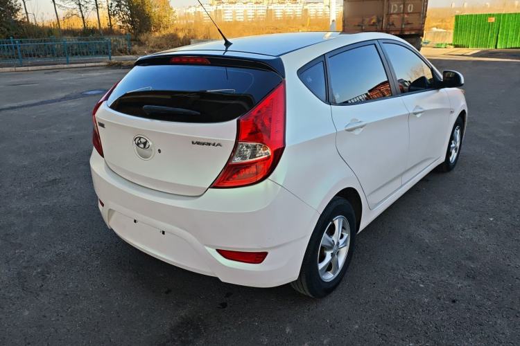 Used Hyundai Verna Ray 2014 1.4L Automatic GLX