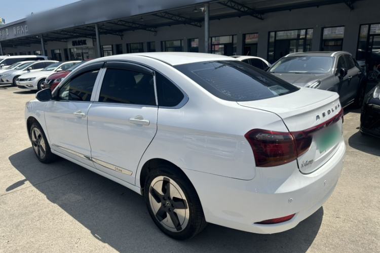 Used Dongfeng Aeolus E70 2023 500 Smart Version Lithium Iron Phosphate 48.6 kWh 110 kW
