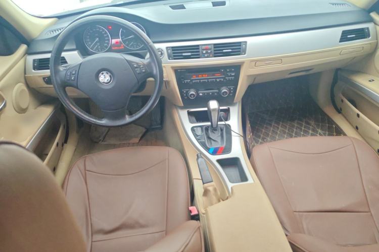 Used BMW 3 Series 2011 318i Leading Model Center Console