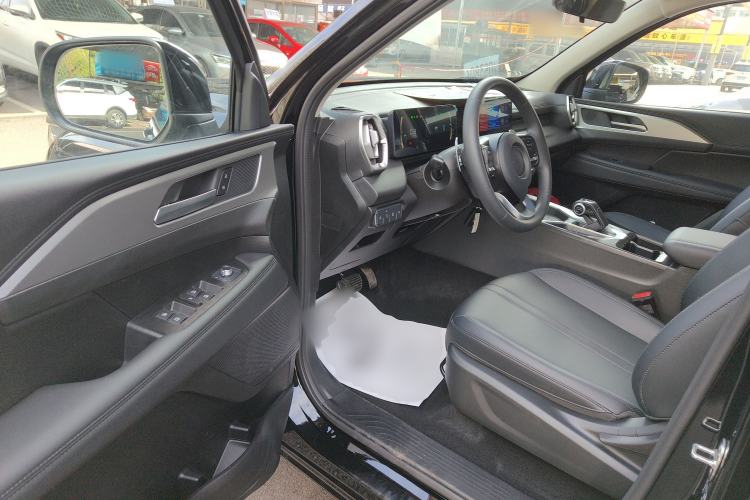 Used Great Wall King Kong Poer 2024 2.0T Automatic 8AT Diesel Two-Wheel-Drive Elite Flatbed
