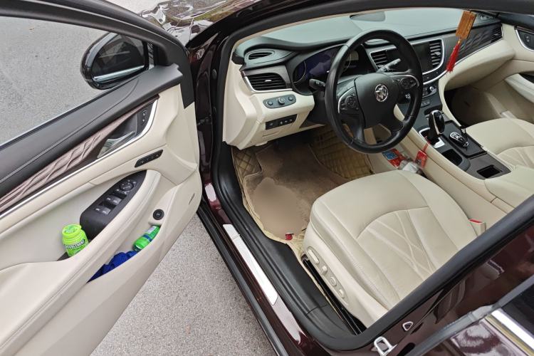 Used Buick LaCrosse 2021 Avenir Avia First-Edition Model Driver Seat