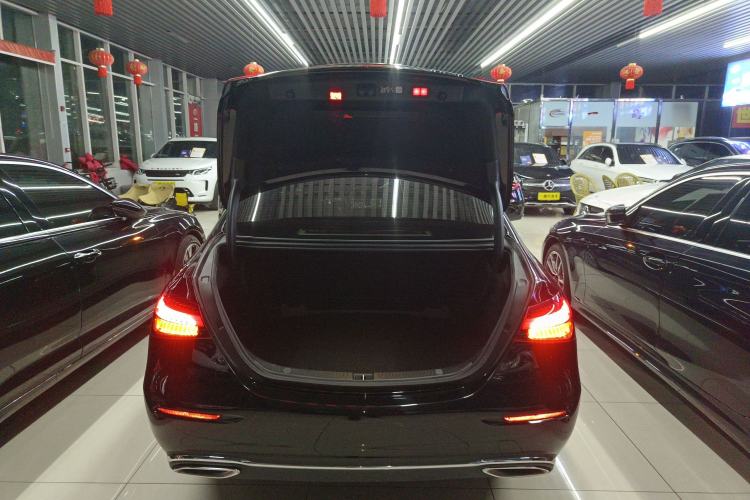 Used Mercedes-Benz E-Class 2023 Updated E 300 L Luxury Edition
