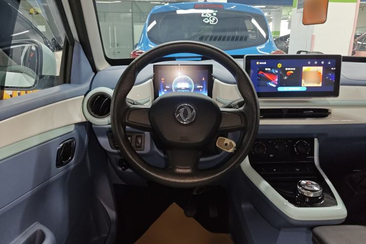 Used Dongfeng NAMMI BOX 2022 Revised Light Wind Edition 201 km Standard Version
