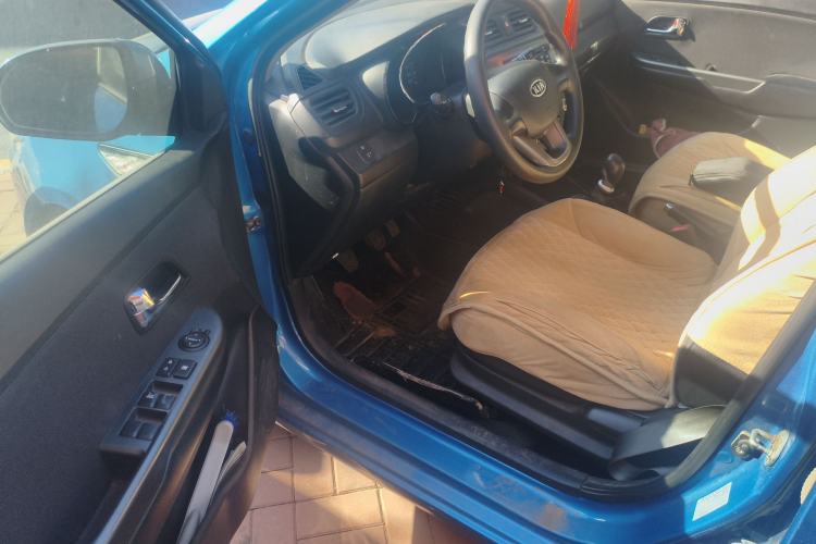 Used Kia K2 2012 Sedan 1.4L MT GL Commemorative Edition