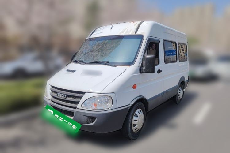 Used Iveco Daily 2014 2.5T-A35 NJ6484ACM47Z4