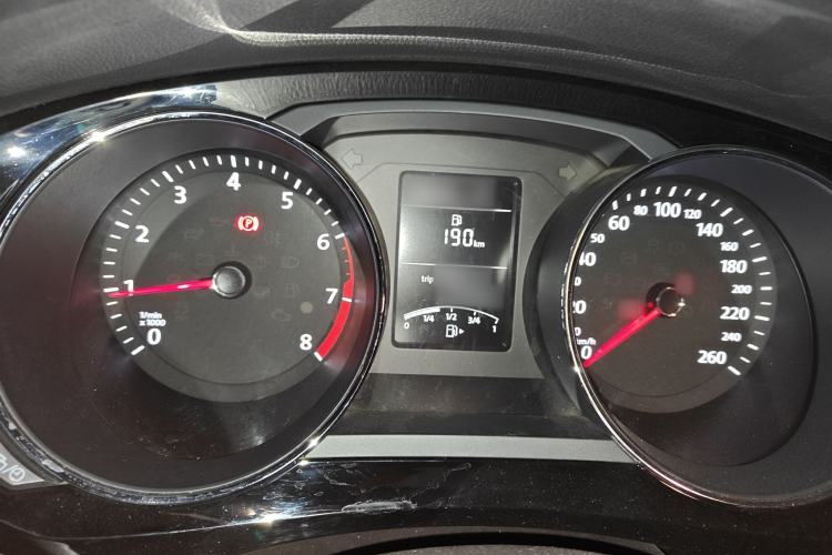 Used Volkswagen Sagitar 2018 1.6L Automatic Comfort Model Instrument Cluster