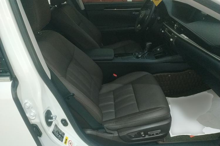 Used Lexus ES 2017 200 30th Anniversary Edition