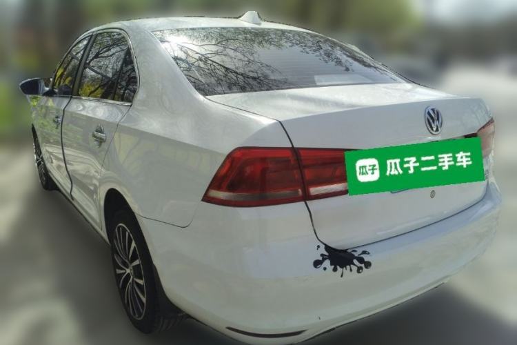 Used Volkswagen Santana 2015 1.6L Automatic Fashion Edition Rear Left 45 Deg