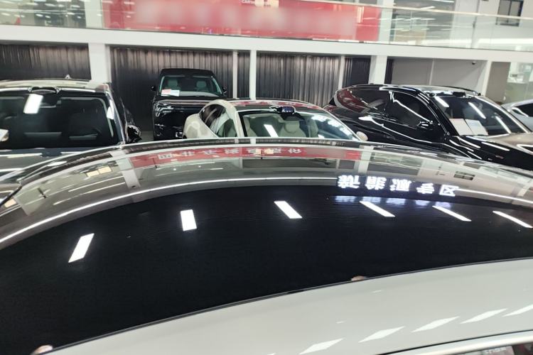 Used Hima Luxeed R7 2025 Range-Extended Version 251 km Max Roof